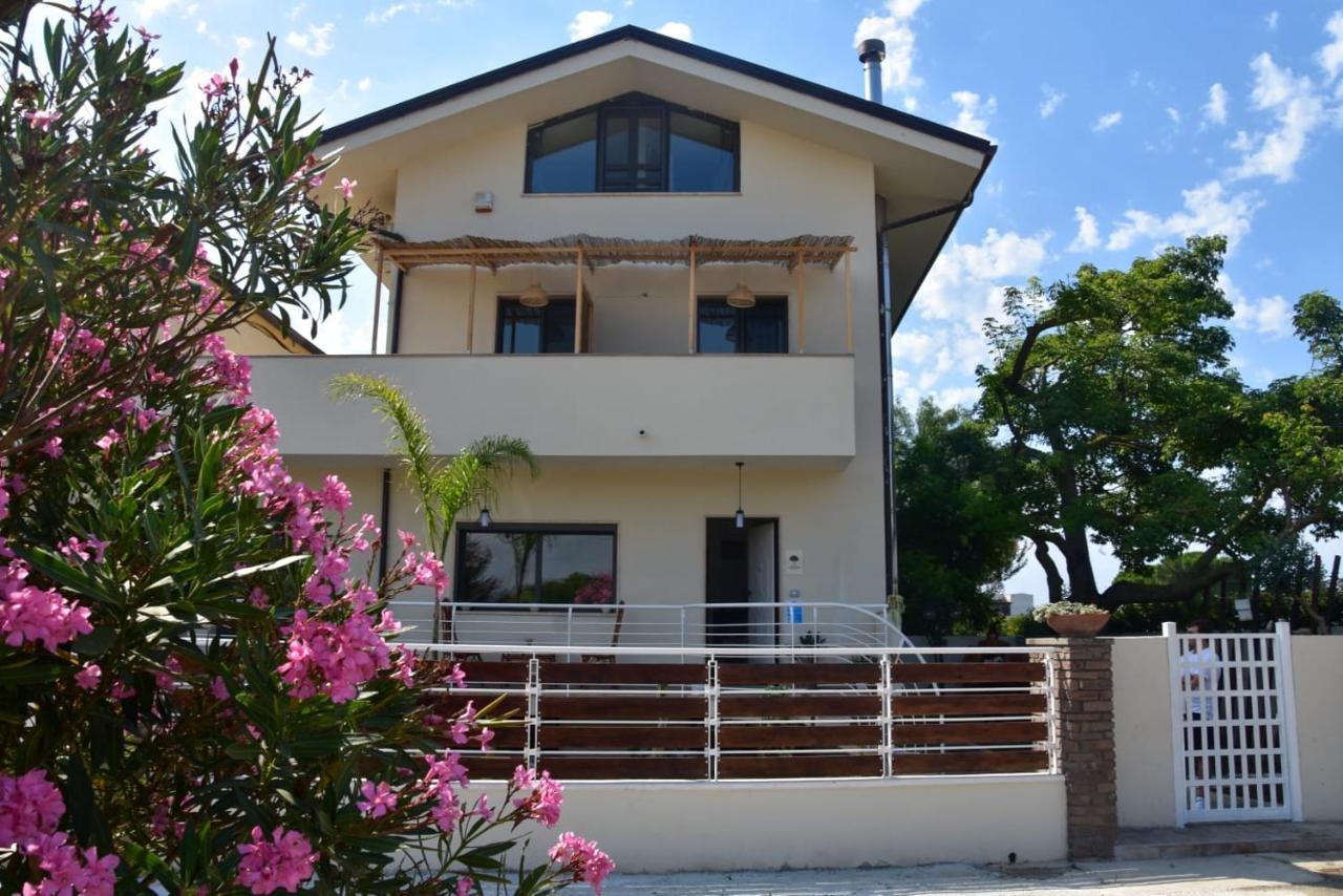 La Ceiba Speciosa Capaccio Exterior foto